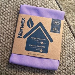 Norwex Window Cloth, Light Purple